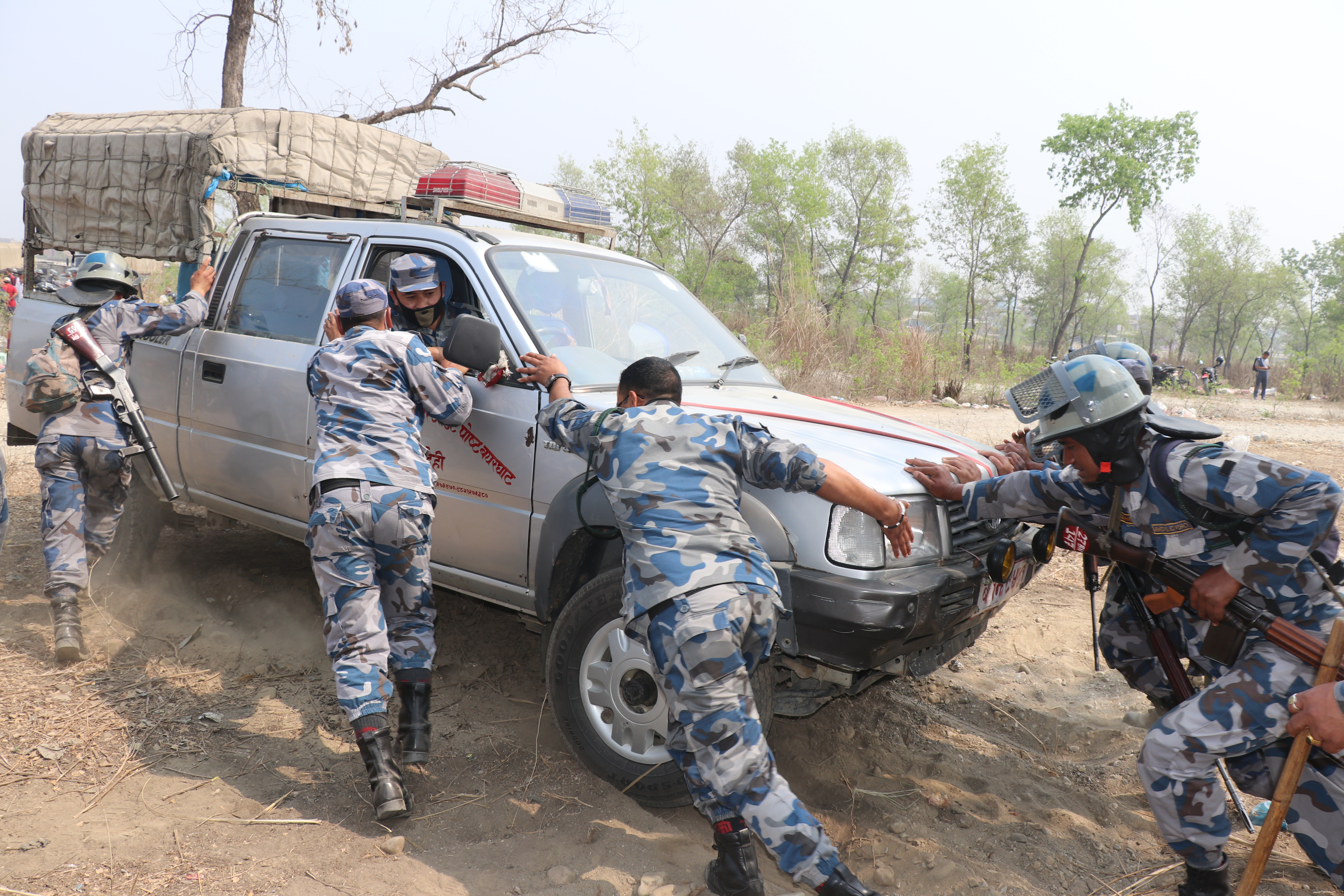 साताका सात तस्वीर