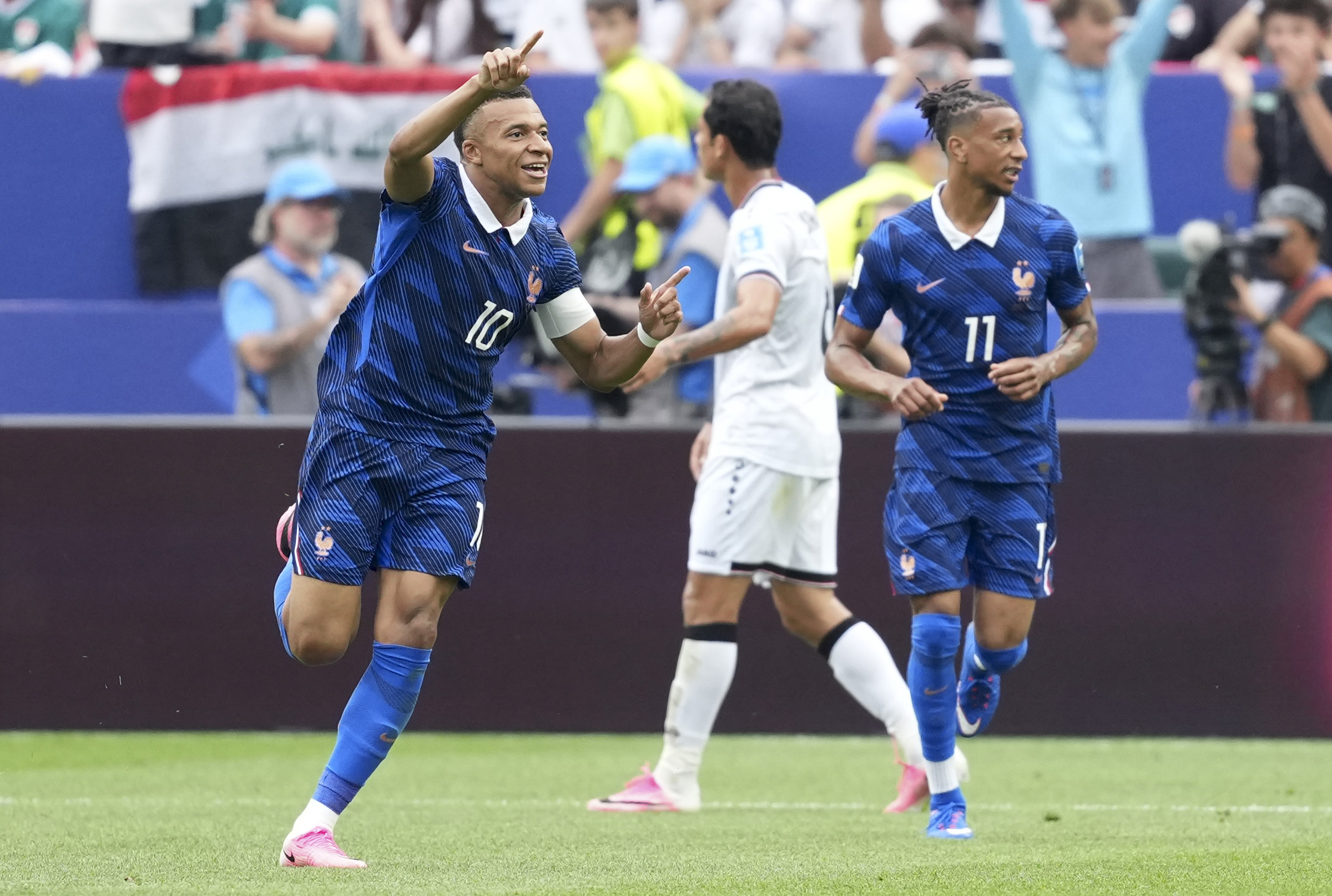 (SP)U.S.-PHILADELPHIA-FOOTBALL-FIFA+WORLD+CUP-GROUP+I-FRA+VS+IRQXxjpbeE000042_20260623_PEPFN0A001-1782183780.JPG