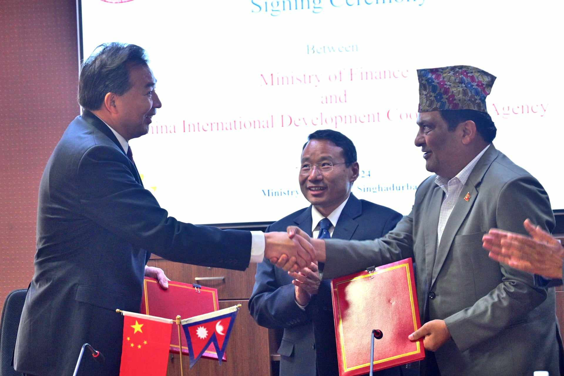 नेपाल र चीनबीच  बोन म्यारो प्रत्यारोपणसम्बन्धी सम्झौतामा हस्ताक्षर 
