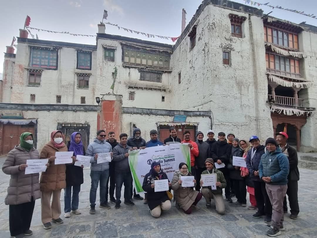 २० बुँदे घोषणापत्र जारी गर्दै प्रेस युनियनको लोमानथाङ अन्तर्राष्ट्रिय मिडिया समिट सम्पन्न