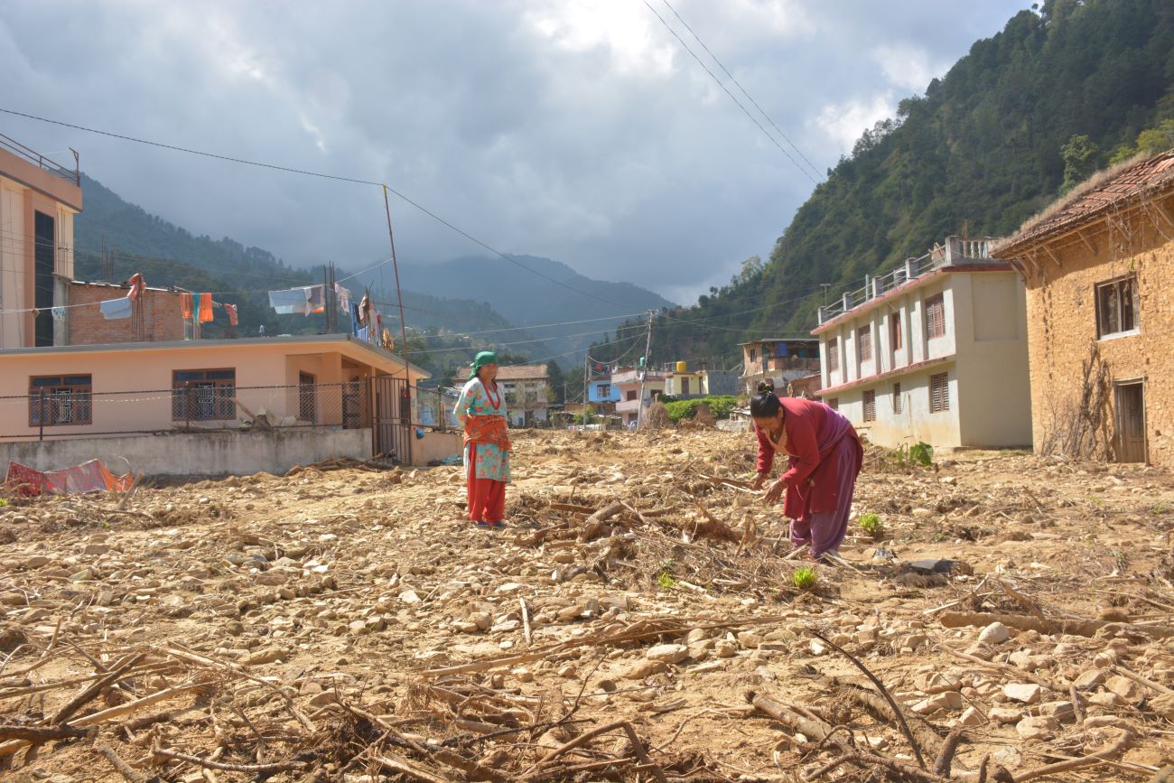 आशामै बित्यो बाढीपीडितको एक महिना