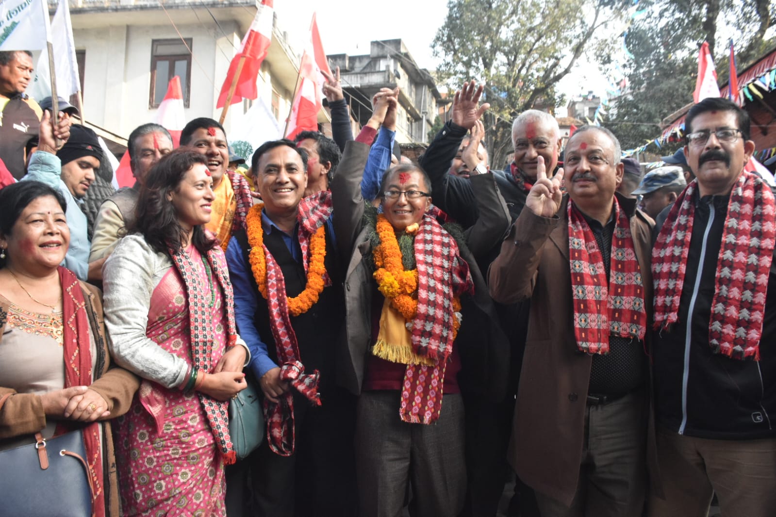 कीर्तिपुरको मेयरका लागि कांग्रेसबाट कृष्णमान डंगोलको उम्मेदवारी दर्ता