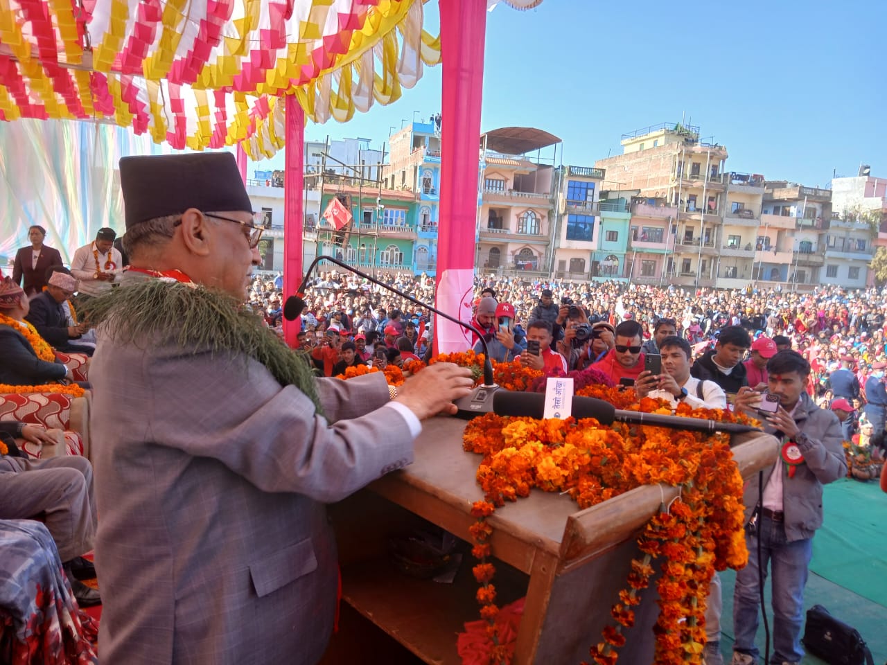 जनतासमक्ष प्रचण्डको अपिल- गल्ती सच्याउछौँ, ८४ मा बहुमत दिनुस्