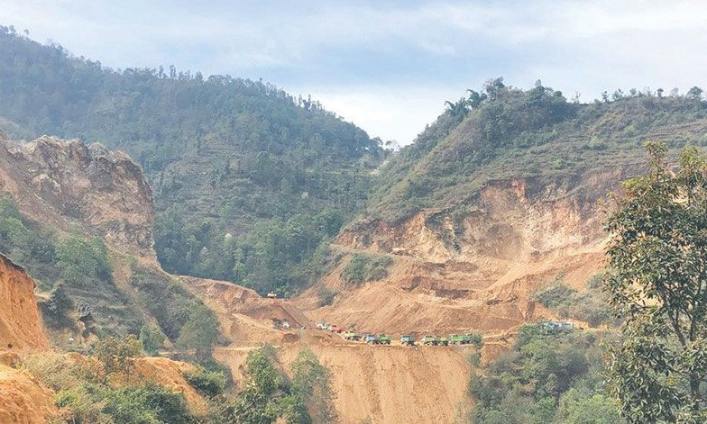 वन मिचेर ढुंगाखानी, बन्द गर्न निकुञ्जले दिएको निर्देशन अटेर