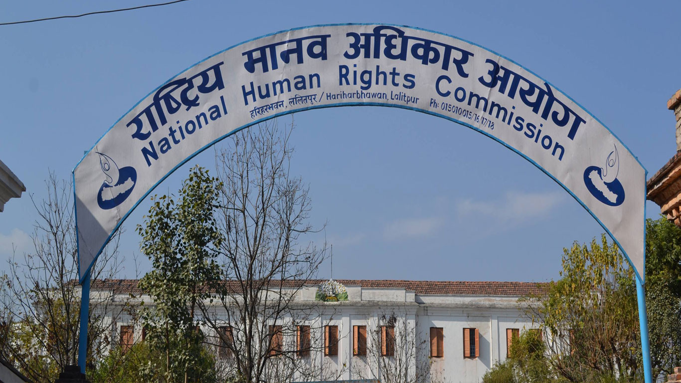 मानव अधिकार आयोगले भन्यो- द्वन्द्वपीडितलाई विश्वासमा लिएर संक्रमणकालीन न्यायको काम टुंग्याउनू 