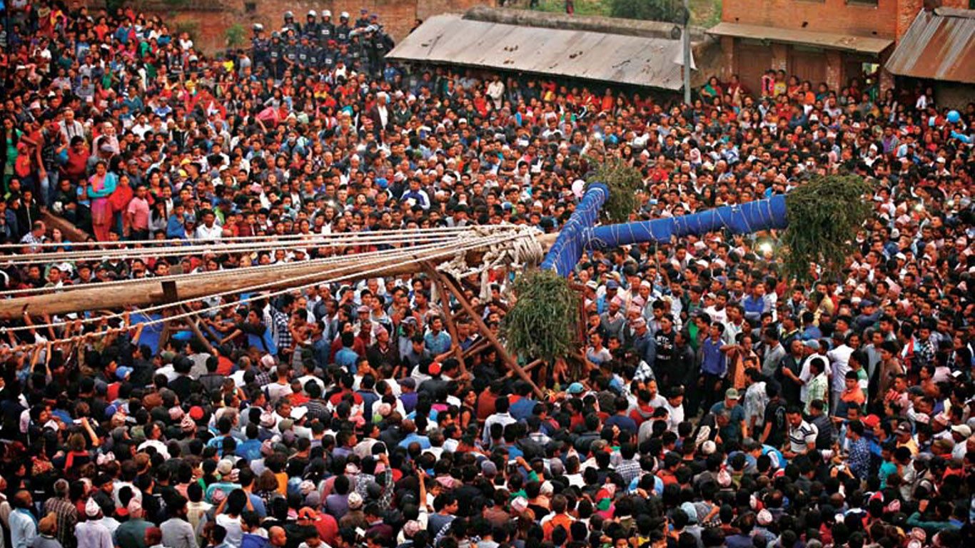 भक्तपुरको बिस्केट जात्रा स्थगित, सरकारले जारी गरेको मापदण्ड उल्लंघन गर्नेलाई कारबाही हुने