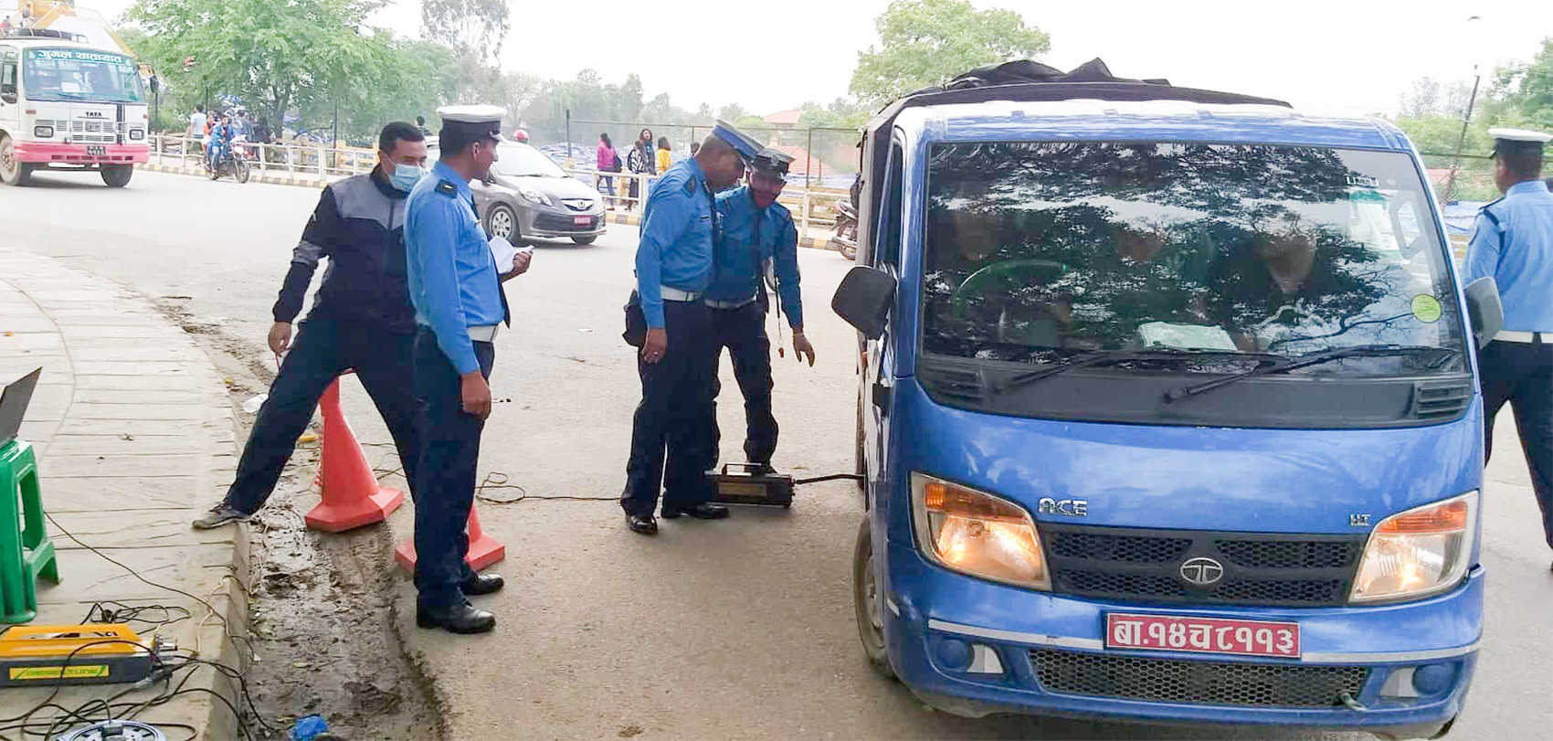 ४७ प्रतिशत सवारीसाधन प्रदूषण जाँचमा फेल