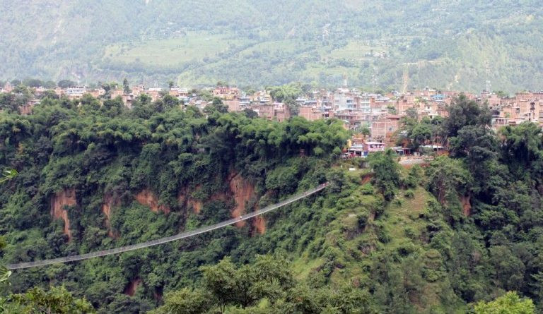 बागलुङमा पहिरोले दुई घर भत्किए, दर्जन बढी उच्च जोखिममा
