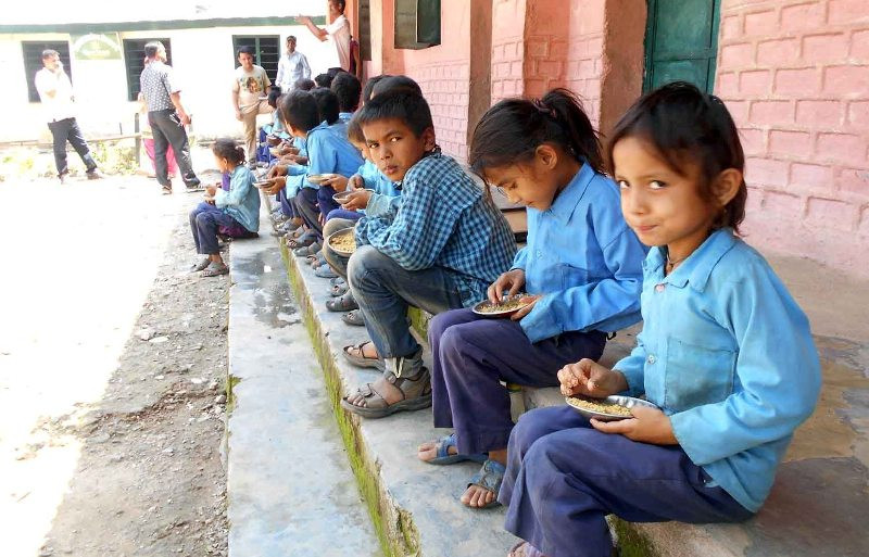 बालबालिकाको खाजामा घोटाला