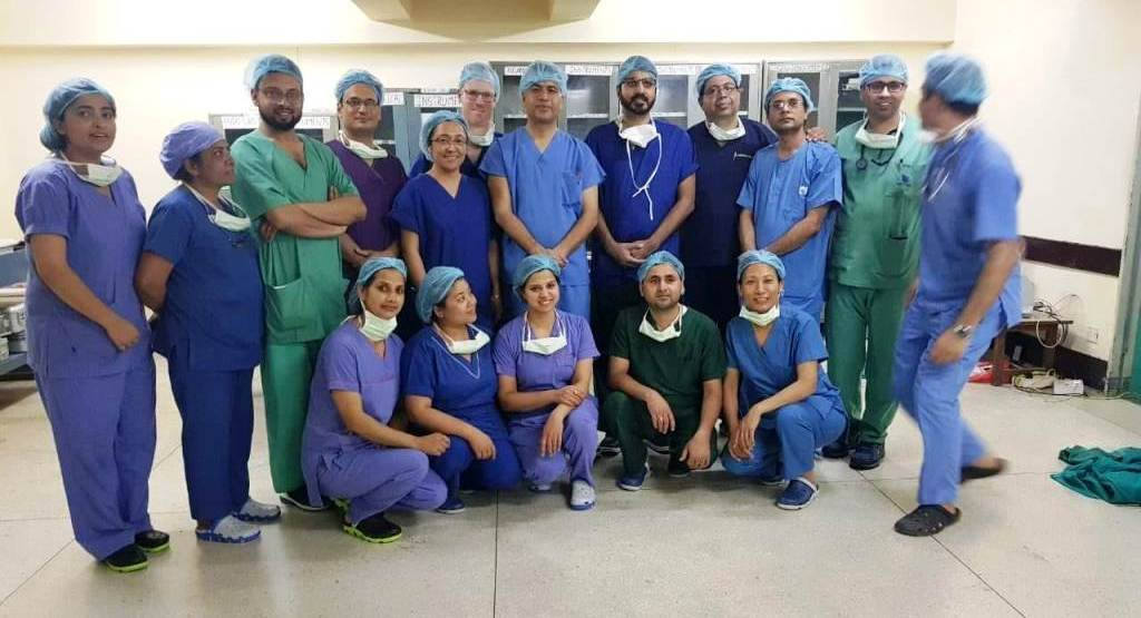 टिचिङ अस्पतालमा कलेजोको सफल प्रत्यारोपण, छोरीले दिइन् बुबालाई कलेजो