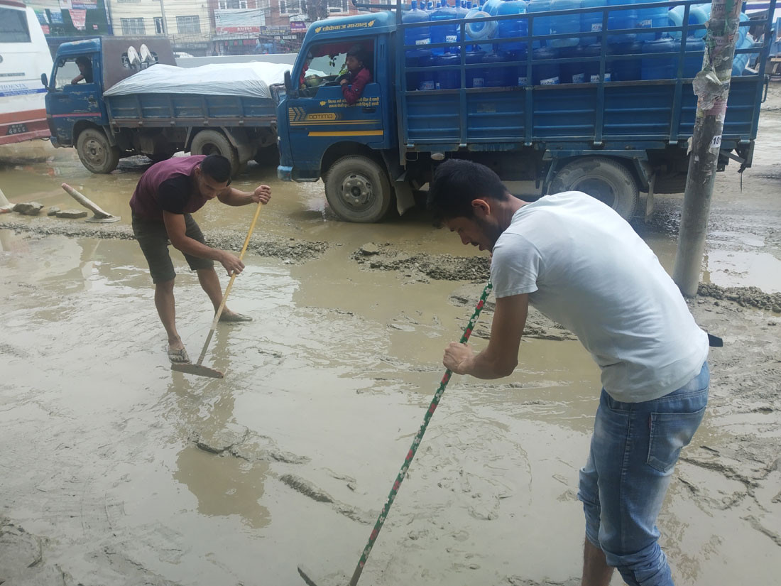 बौद्ध–जोरपाटी सडकः सहमतिको समय सकियो, कालोपत्रे सकिएन