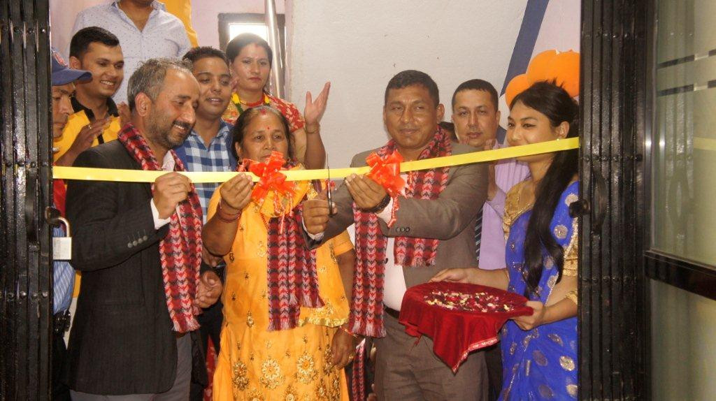सिद्धार्थ बैंकका दुई शाखाको उद्घाटन