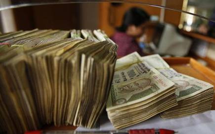 बैंक र बिमा कम्पनीमा बिनादाबीको रकम ३२,४५५ करोड