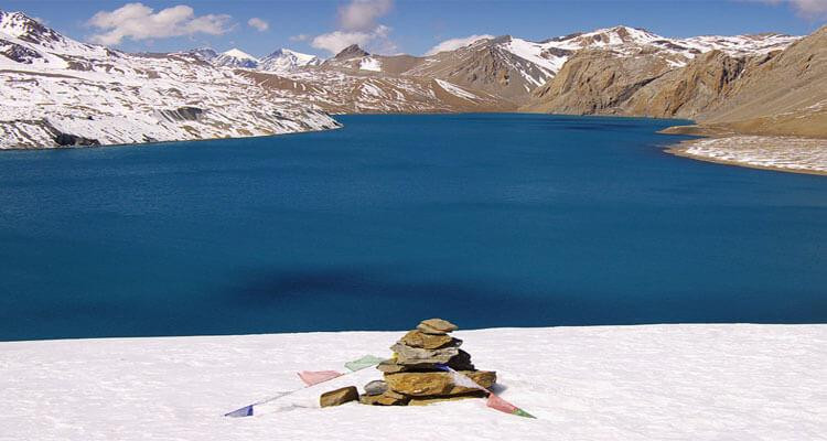 तिलिचो तालमा विद्युत् पुर्‍याइँदै