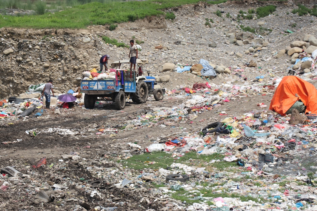 फोहोरबाट विद्युत उत्पादन गर्दै प्रदेश सरकार