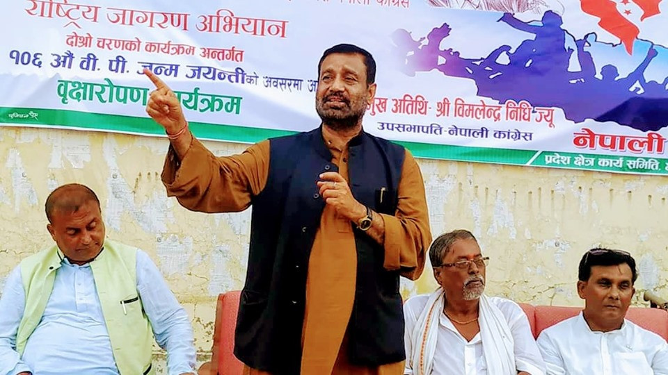 संविधानको विरोध गर्नेहरु संघीयता पक्षधर हुन सक्दैनन् : निधी