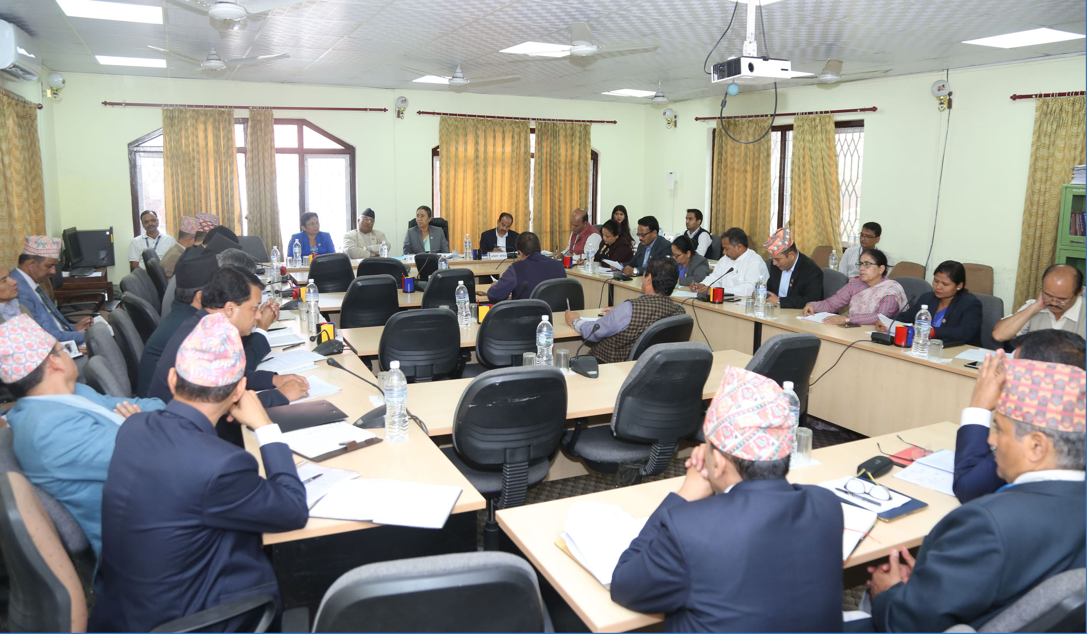 संसदीय समितिः पहिले संख्या नपुगेर अहिले बढी भएर स्थगित