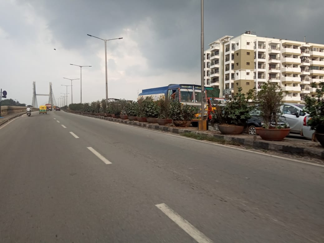 काठमाडौं र बैंगलोर : के मिल्छ के मिल्दैन ?