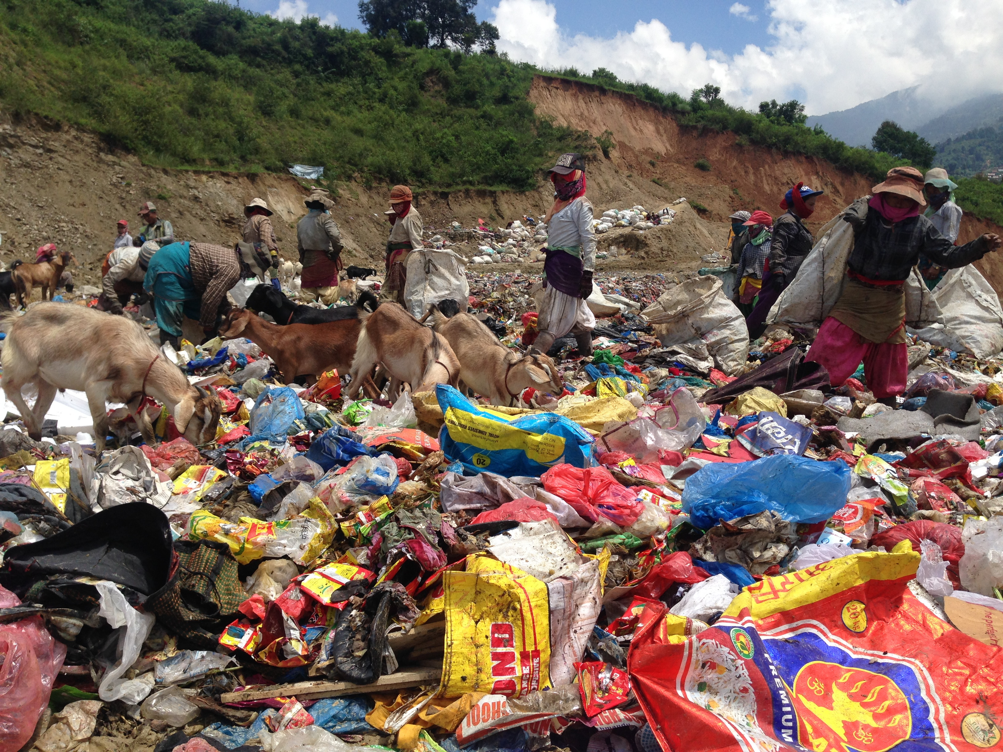 काठमाडाैंकाे फाेहरले सिसडोल भरियो, विकल्प देखाउन केन्द्र सरकारलाई अपिल