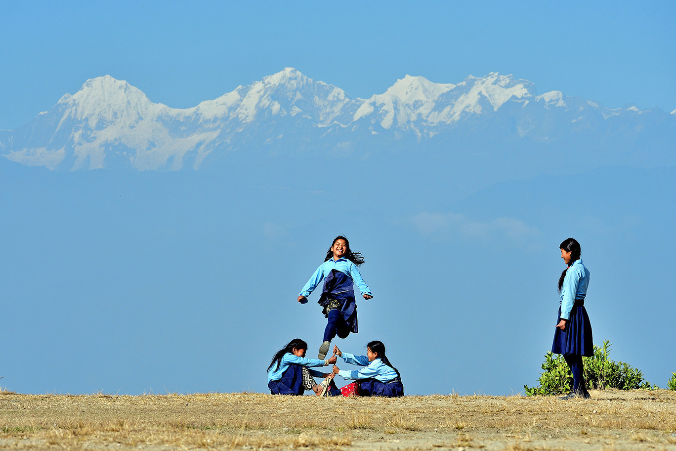 सयल र सडकका बालबालिका