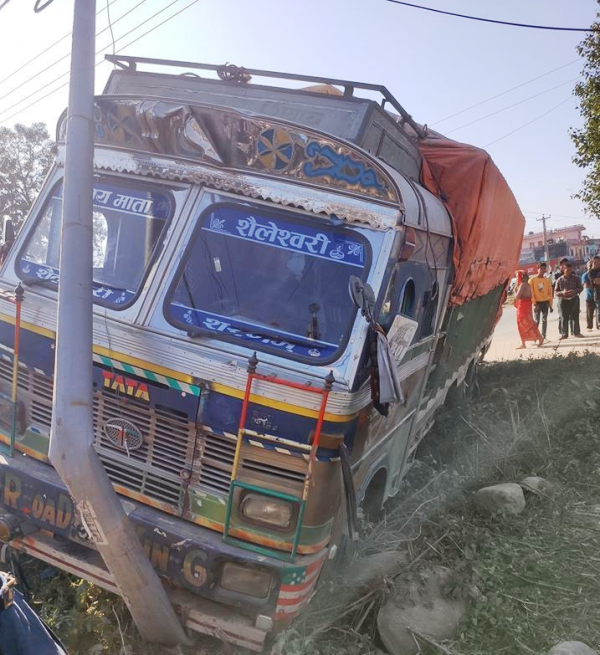 ट्रकको ठक्करबाट पैदल यात्रीको मृत्यु