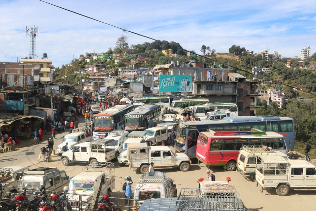 सुविधासहितको सार्वजनिक यातायात सेवा दिने आश्वासन मात्रै