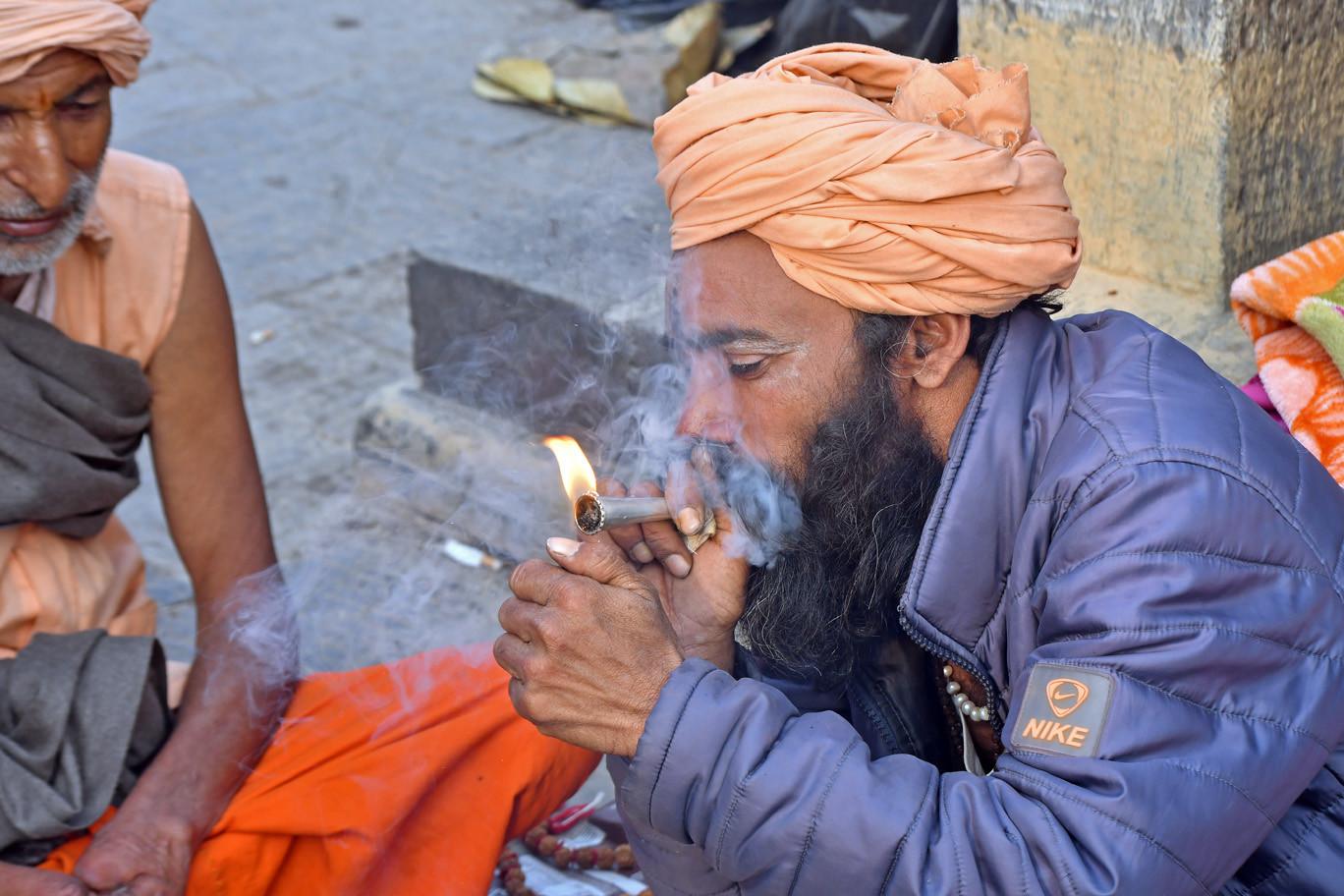 पाशुपत क्षेत्रमा शिवबुटीको तुँवालो