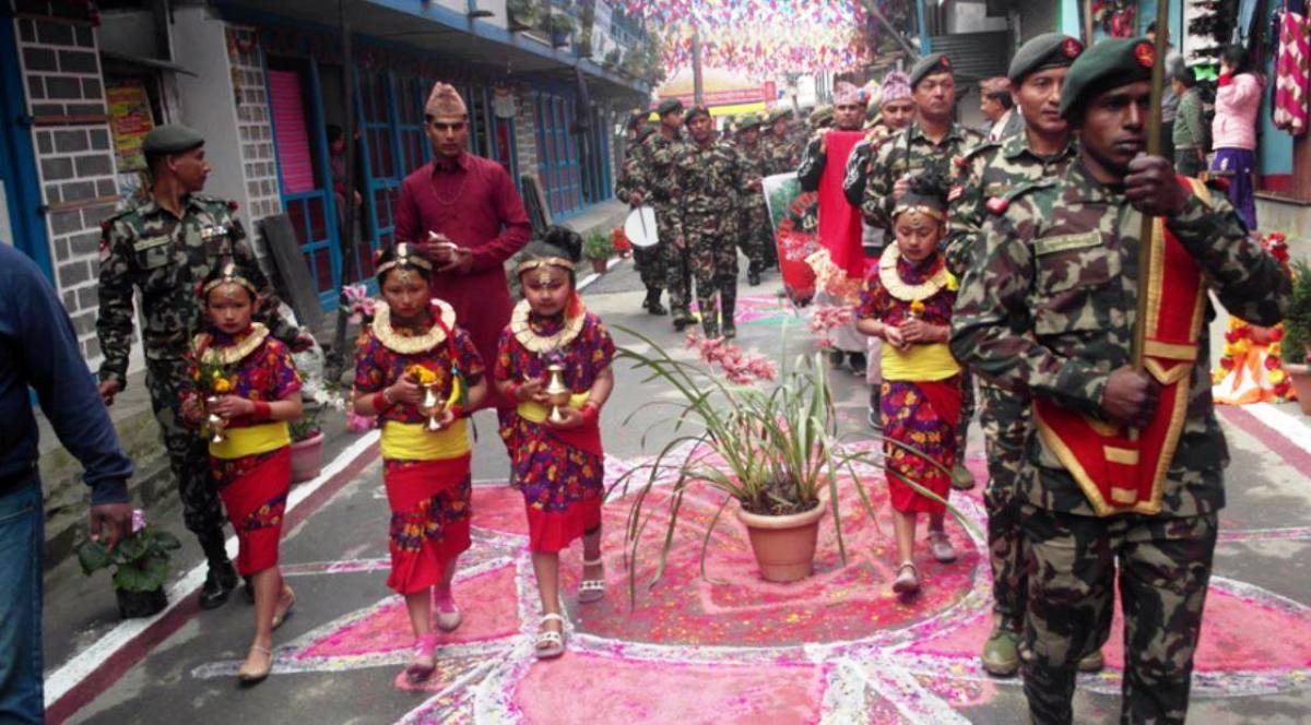 मेची पर्यटन महोत्सवमा निकालियो कलशयात्रा