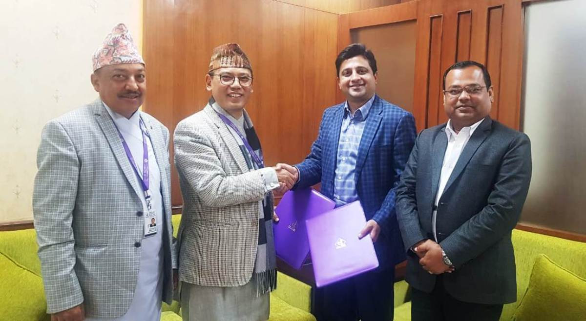 सिभिल बैंक र विवेक अटोमोबाइल्सबीच व्यावसायिक सहकार्य
