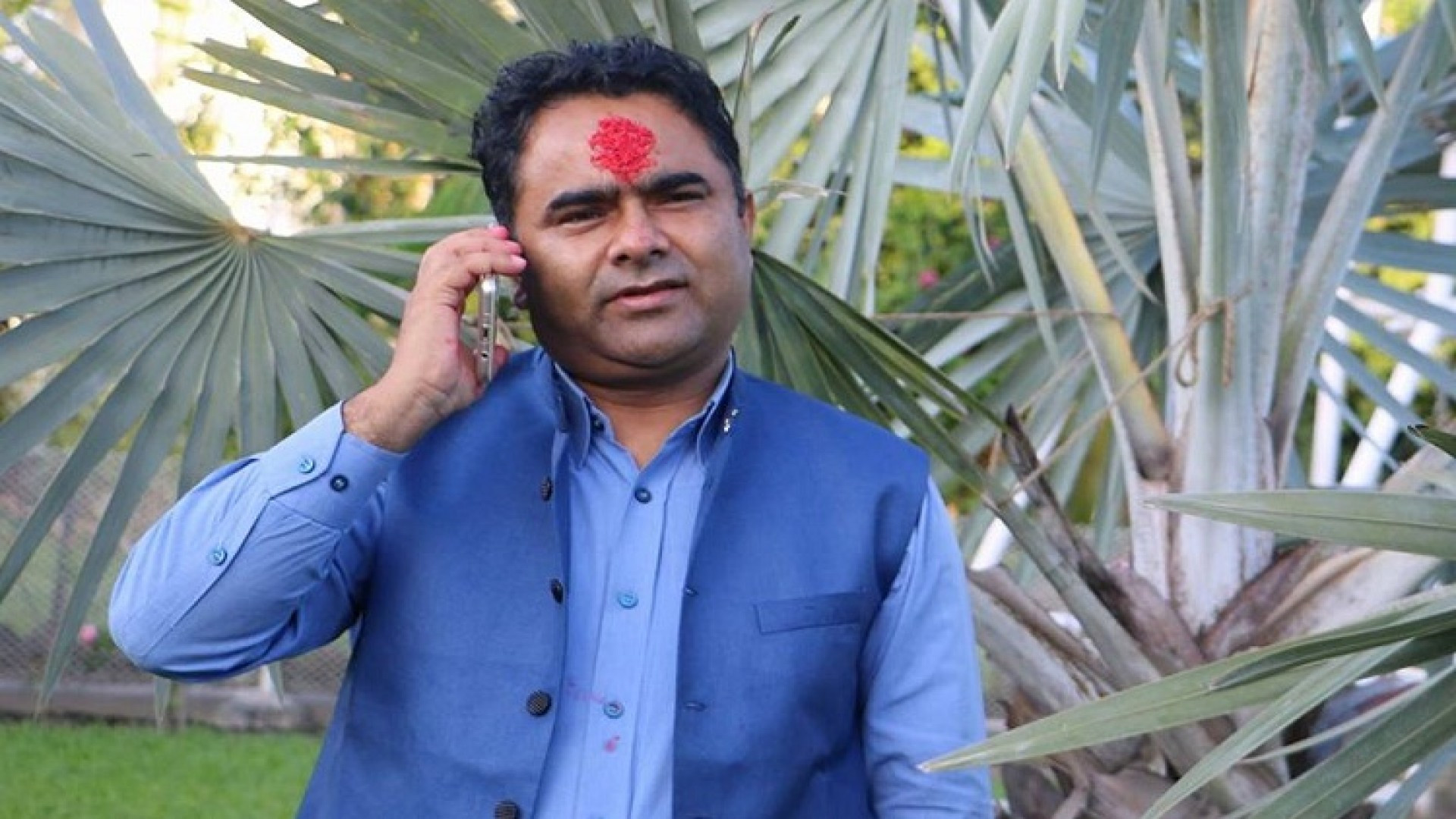 महेश बस्नेतसँग टाढिए परशुराम, श्रीमतीसँग पनि पारपाचुके