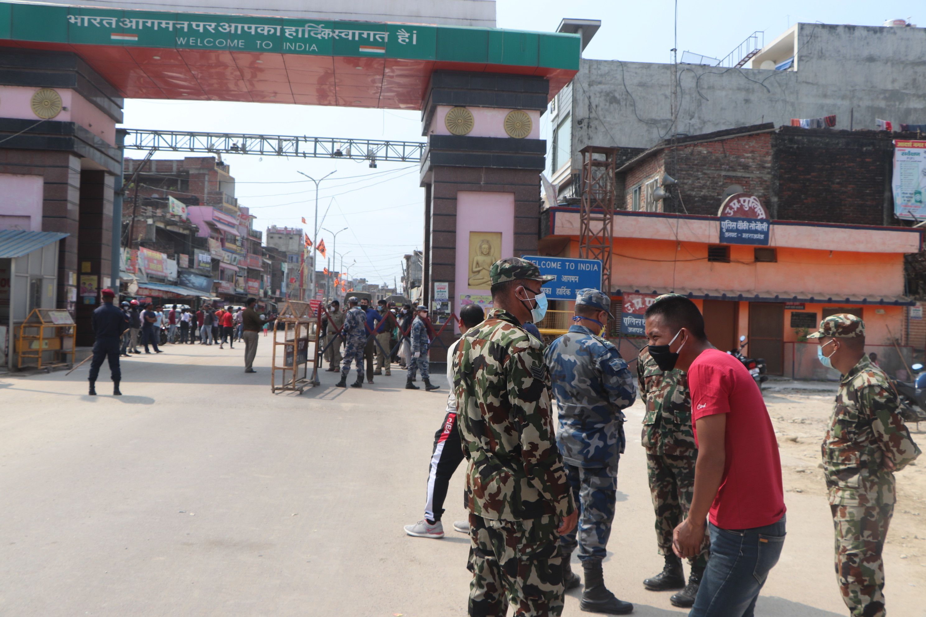 बेलहिया नाकाबाट भित्रिए ५ सय ९० नेपाली