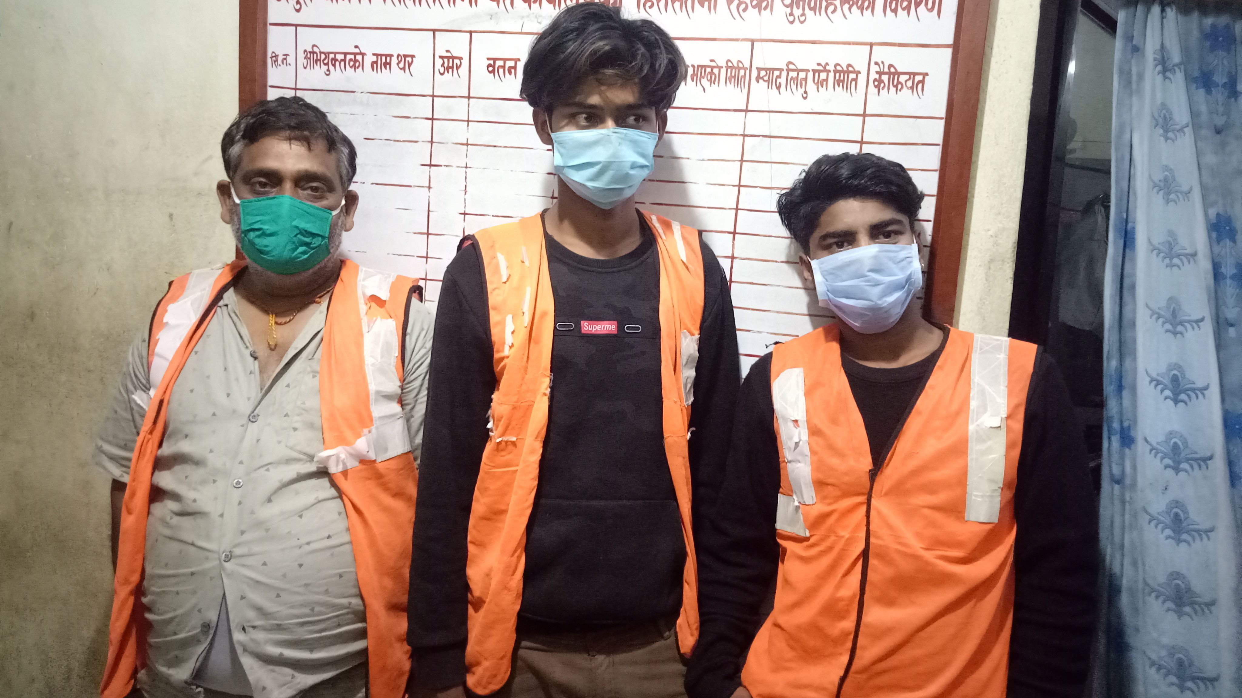 'लकडाउन'का बेला आलु र प्याजको कालोबजारी गर्ने ३ जना पक्राउ
