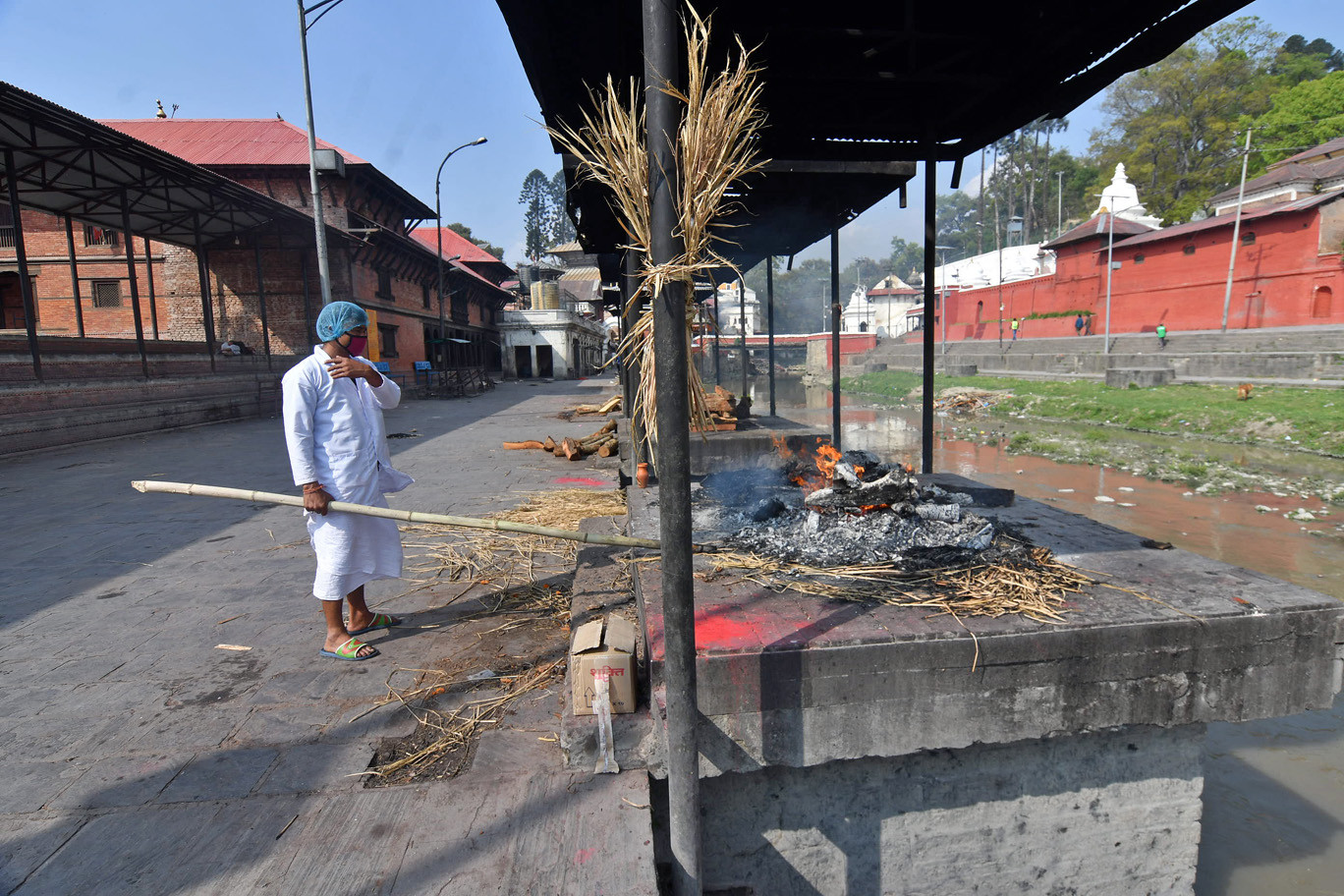 छैनन् मर्दाका मलामी, छन् लास तर सुनसान छ आर्यघाट