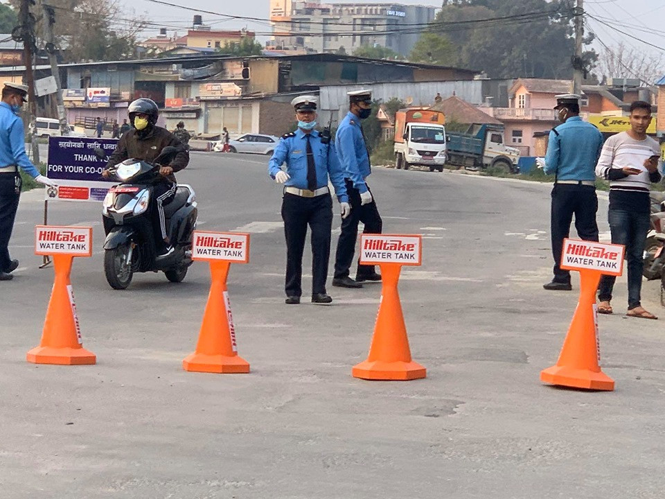 लकडाउन कडा गर्न उपत्यकाको १ सय ५५ स्थानमा ट्राफिक चेकप्वाइन्ट