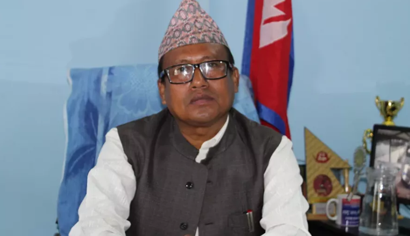 एमाले र पूर्व एमालेको रोचक भिडन्त : द्वारिकालाल चौधरी कि रेवती भण्डारी ?