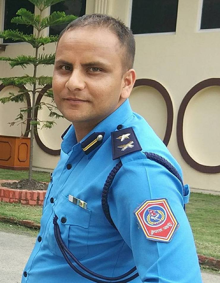 डाक्टरमाथि लाठी चार्ज प्रकरण : महाराजगञ्ज वृत्तका डीएसपी लम्साललाई मेट्रो तान्ने तयारी