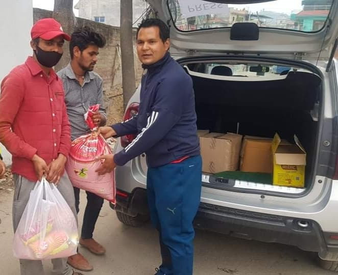 दार्चुलाका दलित परिवारलाई राहत