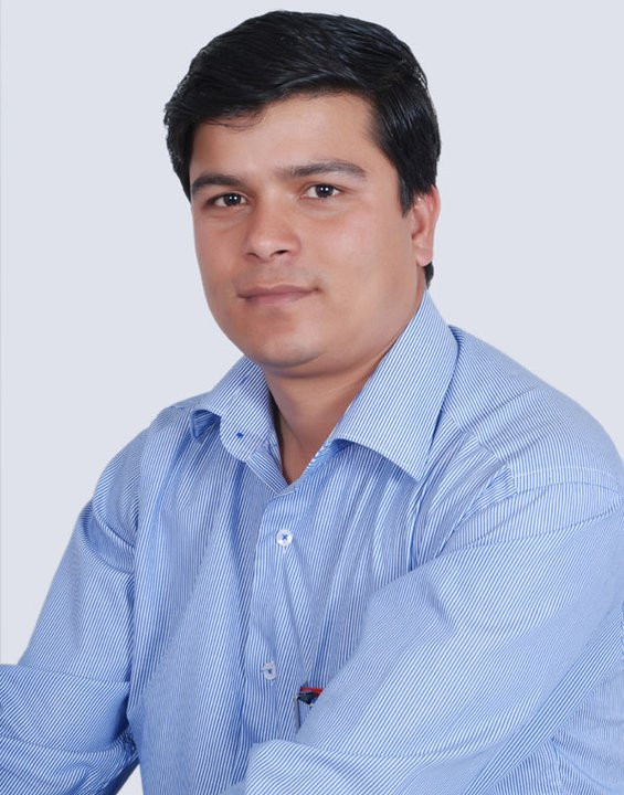 प्रचण्डबारे अभद्र टिप्पणी गरेकाे आरोपमा पत्रकार दीपक पाठक पक्राउ