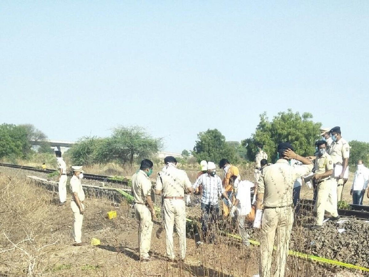 भारतमा रेलले किच्दा १५ मजदुरको ज्यान गयो