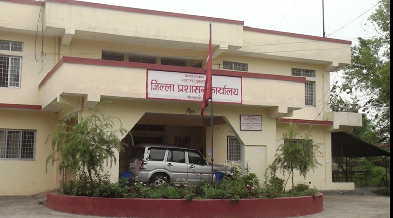 कैलालीमा लकडाउन थप कडाइ, अर्को जिल्ला जान नपाइने