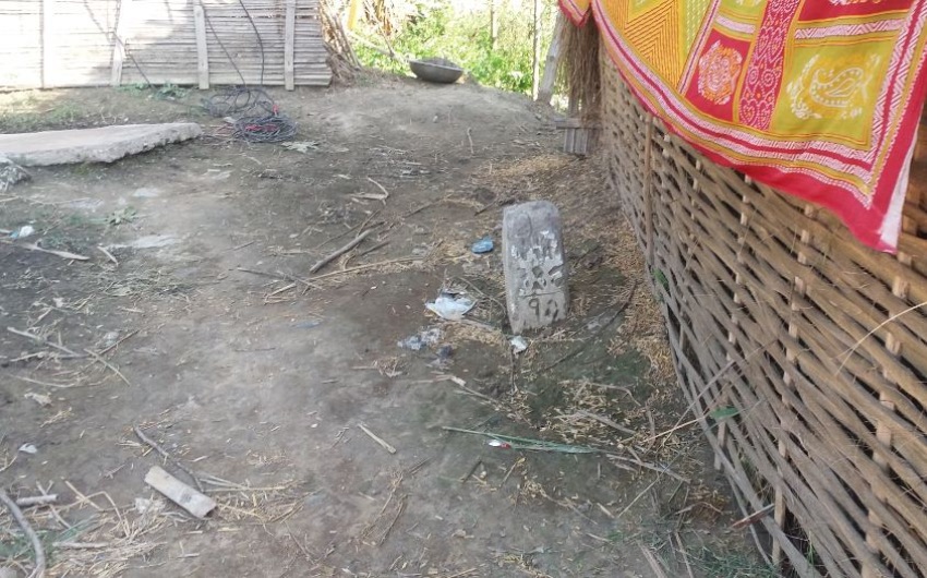 सर्लाहीमा दशगजा अतिक्रमण गरेर घरगोठ र बाटो निर्माण