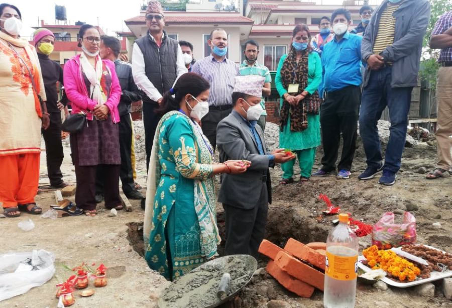 धुम्बाराहीमा २ वटा पार्क बनाइने