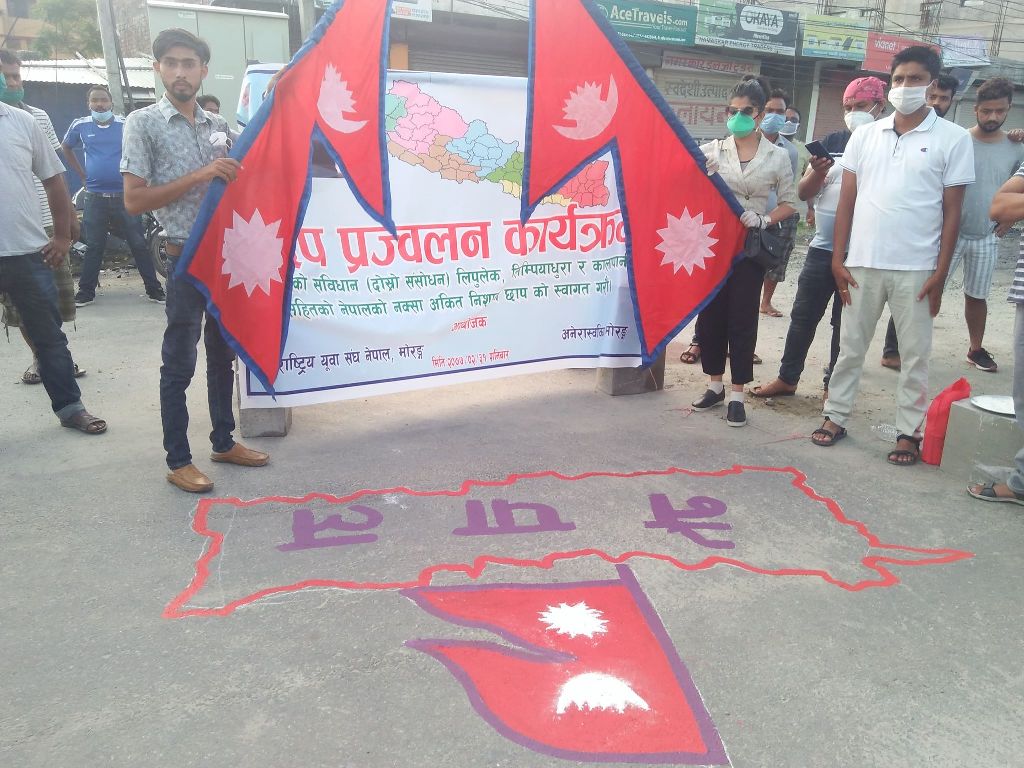 नक्सा पारित भएको खुसीमा देशभर दीप प्रज्वलन