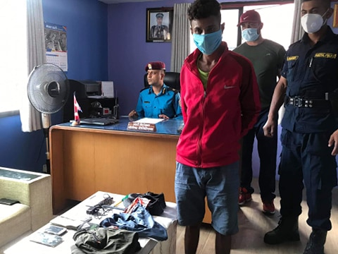 बनेपाबाट ९ लाख रुपैयाँ चोरी भागेका अभियुक्त पक्राउ 