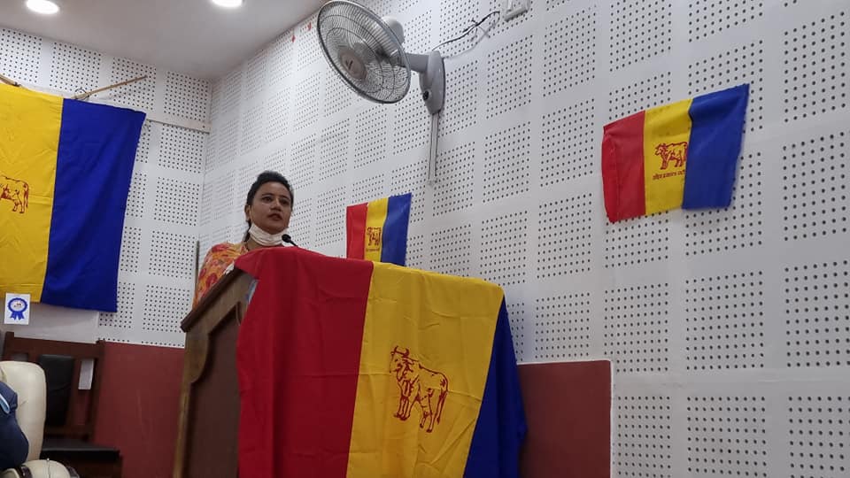रेखा थापाप्रति कुन्ती शाहीकाे कटाक्ष, 'फिल्म खेलेजस्ताे सजिलाे छैन राजनीति गर्न'