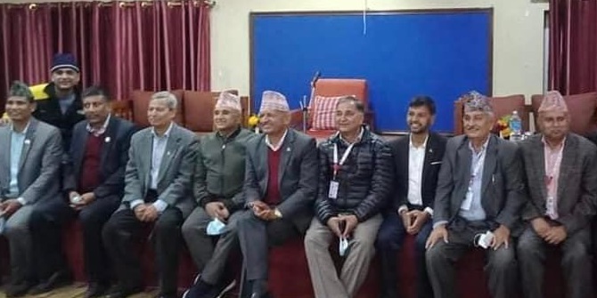 एमालेको अन्तिम केन्द्रीय कमिटी  बल्ल सुरु, पदाधिकारी बढाउने र पोलिटव्युरो ब्युँताउने  विषयमा छलफल