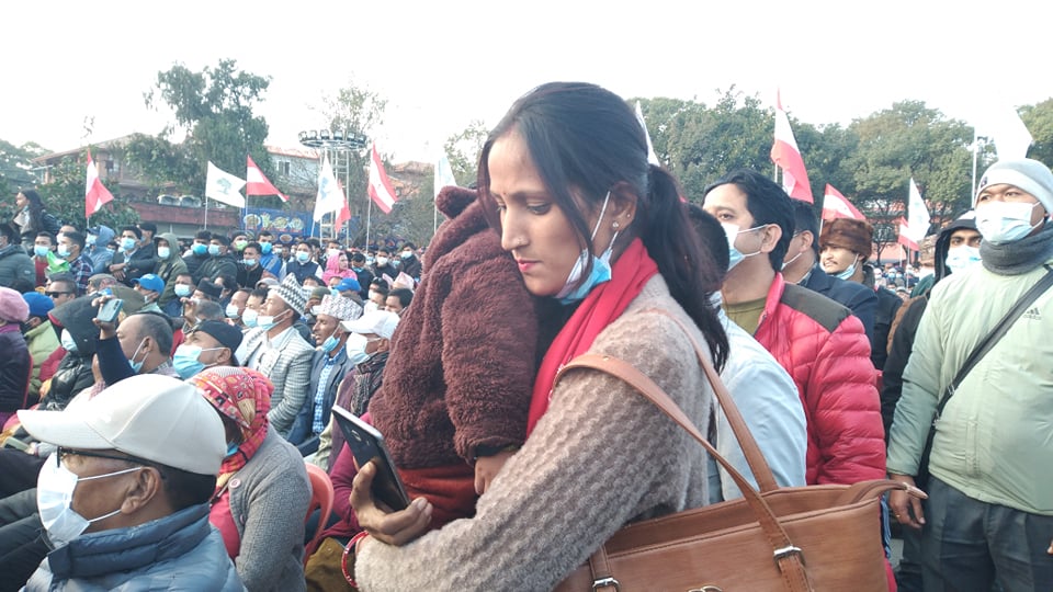 कांग्रेस महाधिवेशन : बच्चा च्यापेर आउनेदेखि ‘ह्विल चेयर’मा गुड्नेसम्म