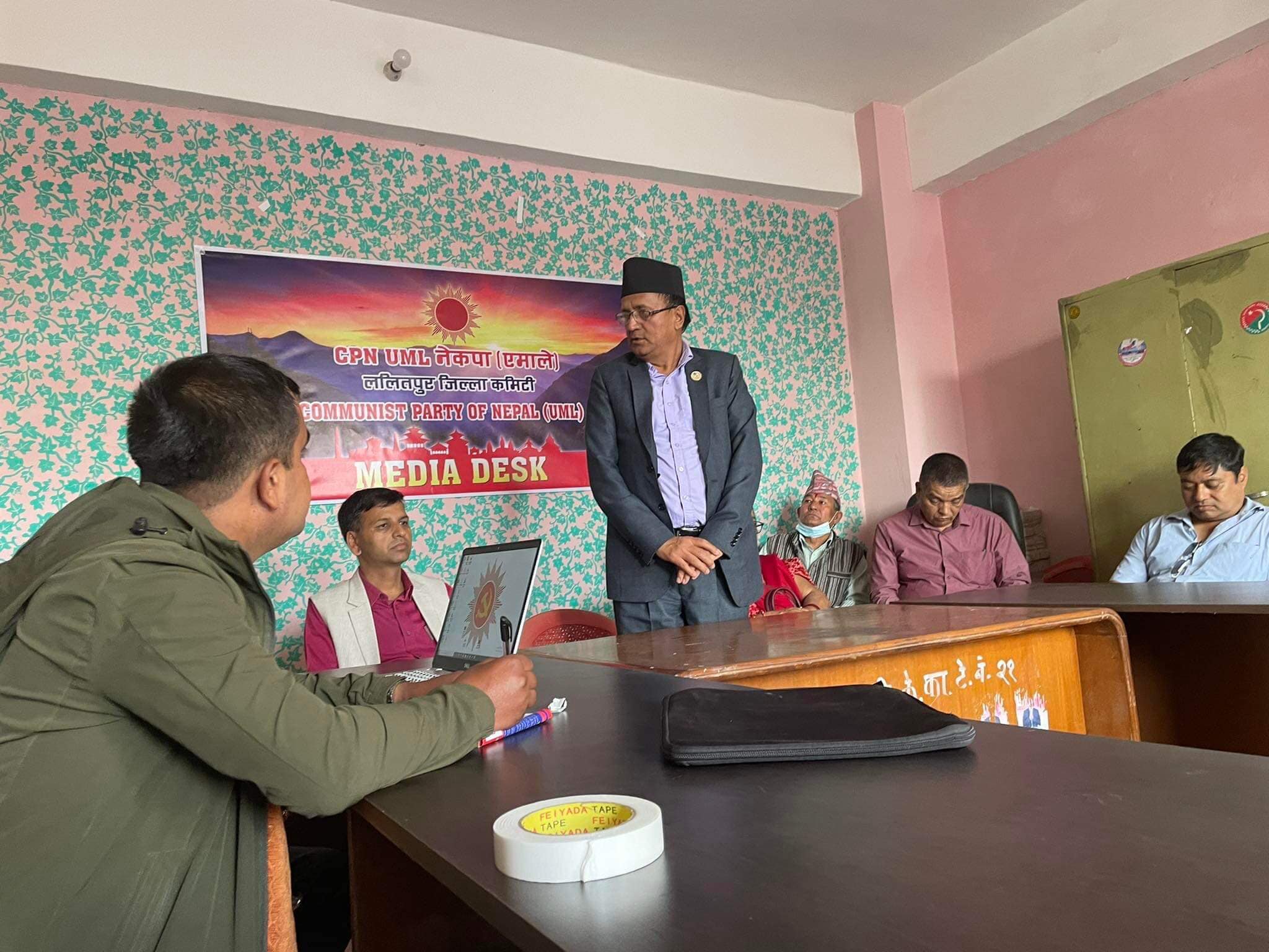 ललितपुरमा एमालेले खाेल्याे चुनावलक्षित मिडिया डेस्क