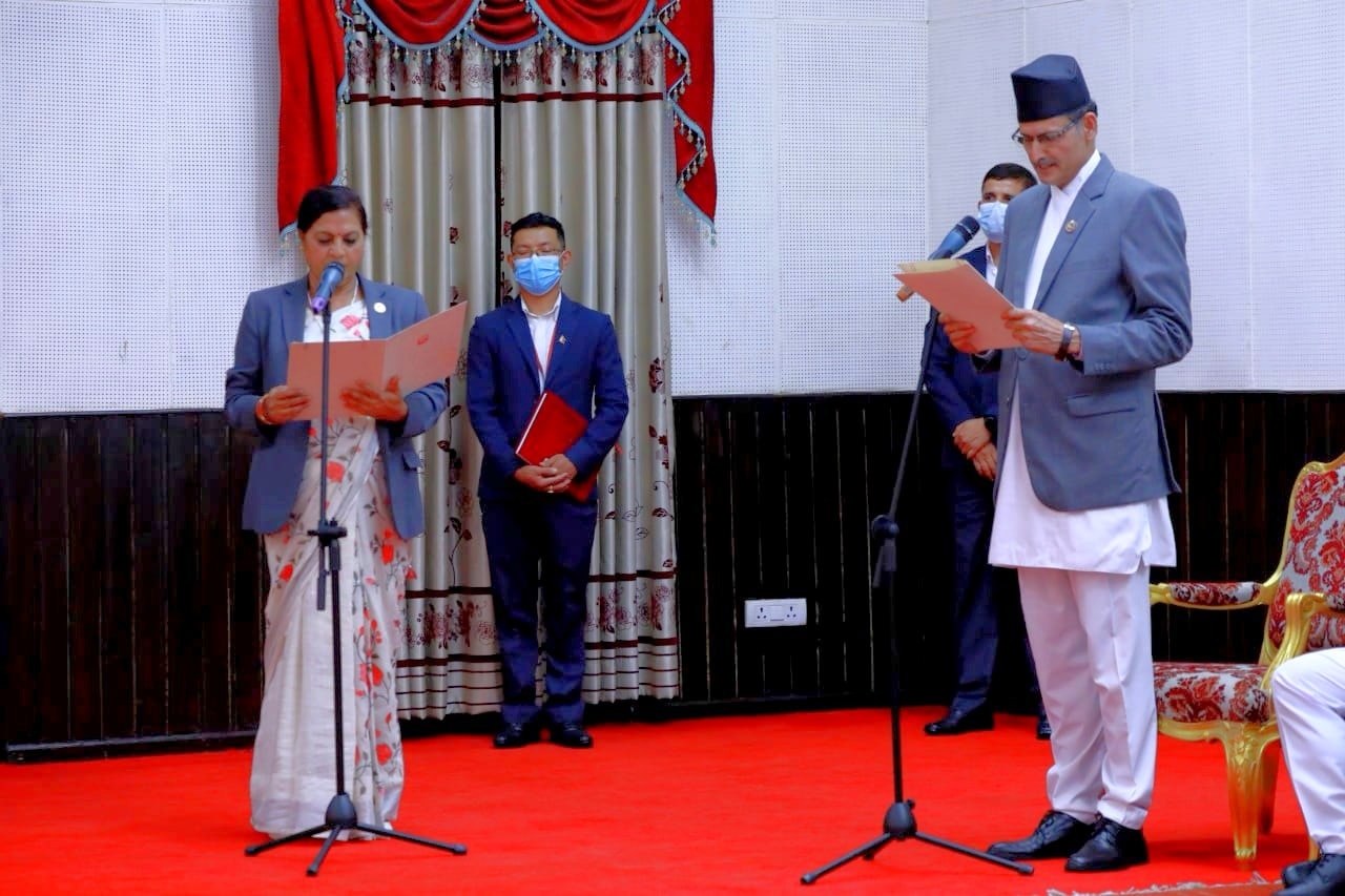 उपसभामुख भुसालले लिइन् शपथ 