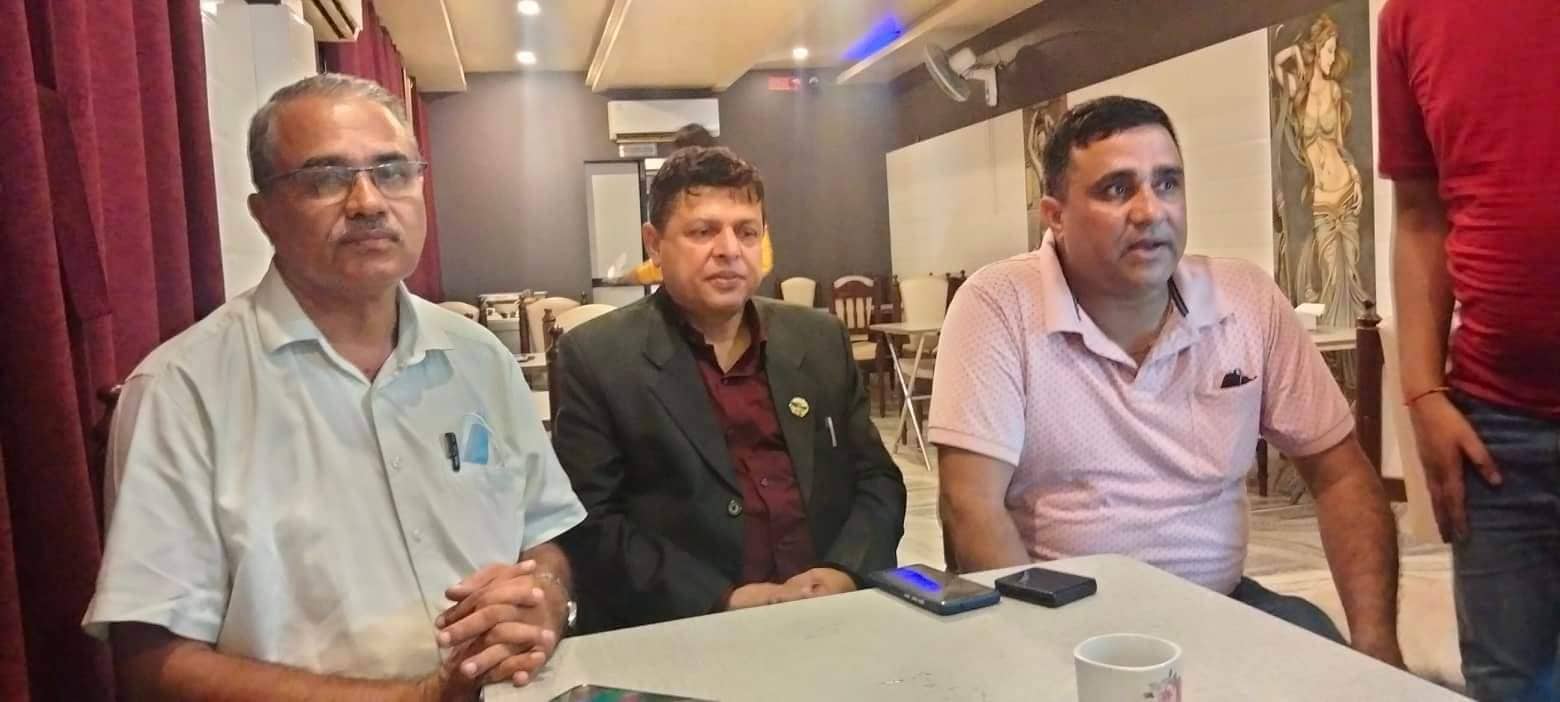 'कांग्रेसको गुटको समस्या हामीले मिलाउनुपर्ने स्थिति छ'